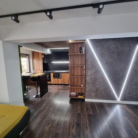 Eclipsei Aparthotel Popesti-Leordeni Kültér fotó