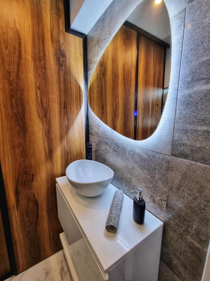 Eclipsei Aparthotel Popesti-Leordeni Kültér fotó